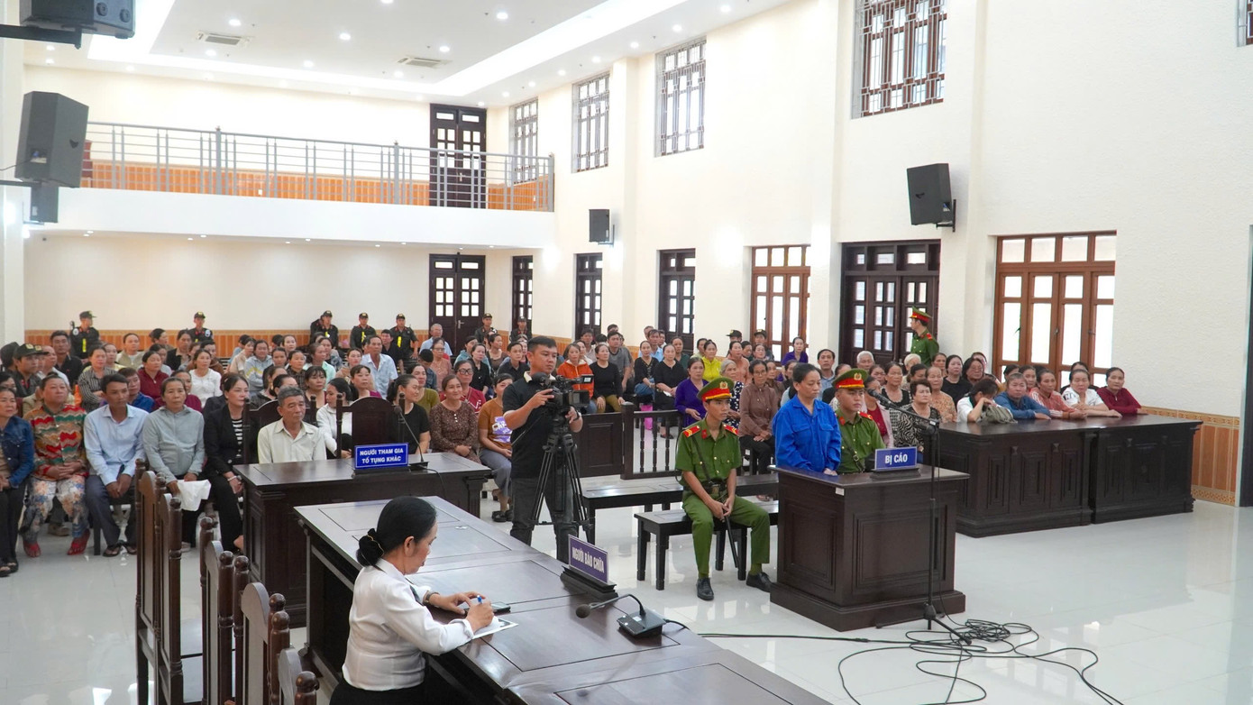 Nữ chủ hụi chiếm đoạt hơn 117 tỷ đồng lĩnh án chung thân- Ảnh 2. Nữ chủ hụi chiếm đoạt hơn 117 tỷ đồng lĩnh án chung thân- Ảnh 2.