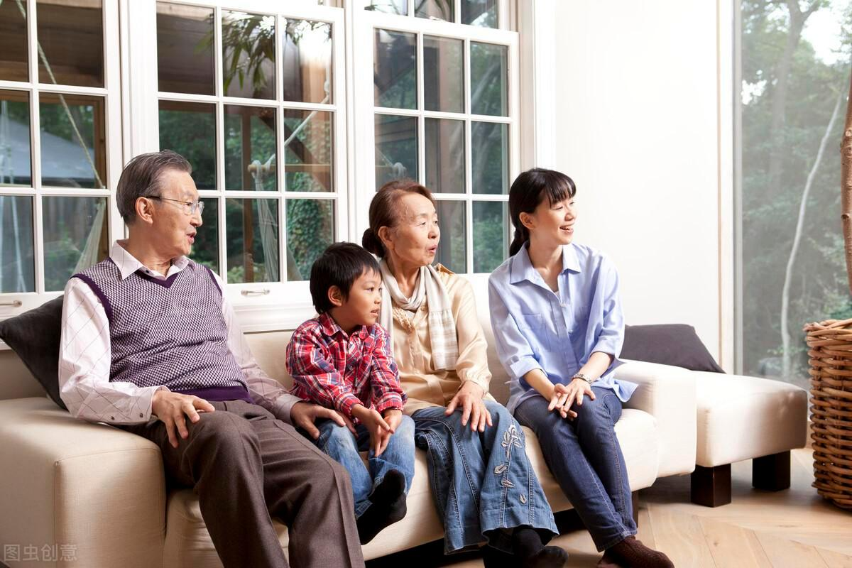 Chu cấp 11 triệu/tháng cho bố mẹ dưỡng già, tận mắt thấy cách họ tiêu tiền, tôi quyết định dừng ngay lập tức- Ảnh 2. Chu cấp 11 triệu/tháng cho bố mẹ dưỡng già, tận mắt thấy cách họ tiêu tiền, tôi quyết định dừng ngay lập tức- Ảnh 2.