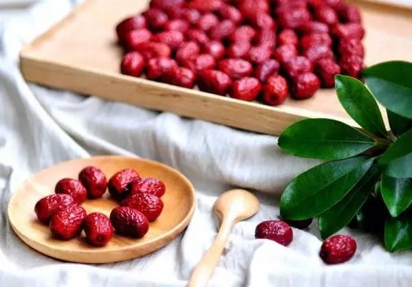 Táo đỏ được mệnh danh là "viên vitamin tự nhiên" nhưng ăn sống thật lãng phí, ăn theo 12 cách này mới nhân đôi lợi ích!- Ảnh 3.