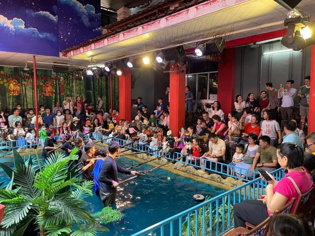 Năm nào cũng đi phố lồng đèn để chơi Trung thu rồi thì năm nay phải đến 5 địa điểm mới phiêu hết mùa trăng- Ảnh 15. Năm nào cũng đi phố lồng đèn để chơi Trung thu rồi thì năm nay phải đến 5 địa điểm mới phiêu hết mùa trăng- Ảnh 15.