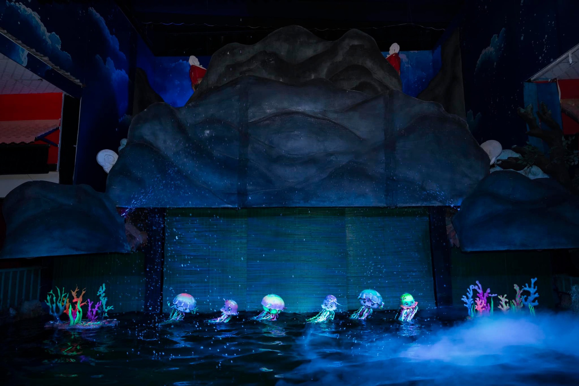 Năm nào cũng đi phố lồng đèn để chơi Trung thu rồi thì năm nay phải đến 5 địa điểm mới phiêu hết mùa trăng- Ảnh 14. Năm nào cũng đi phố lồng đèn để chơi Trung thu rồi thì năm nay phải đến 5 địa điểm mới phiêu hết mùa trăng- Ảnh 14.