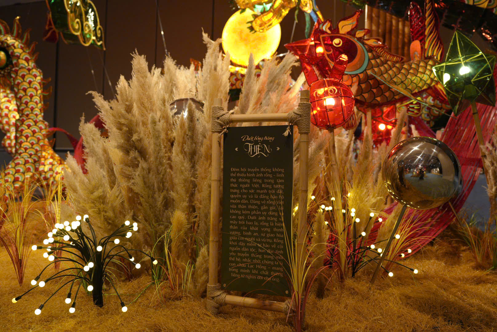 Năm nào cũng đi phố lồng đèn để chơi Trung thu rồi thì năm nay phải đến 5 địa điểm mới phiêu hết mùa trăng- Ảnh 10. Năm nào cũng đi phố lồng đèn để chơi Trung thu rồi thì năm nay phải đến 5 địa điểm mới phiêu hết mùa trăng- Ảnh 10.