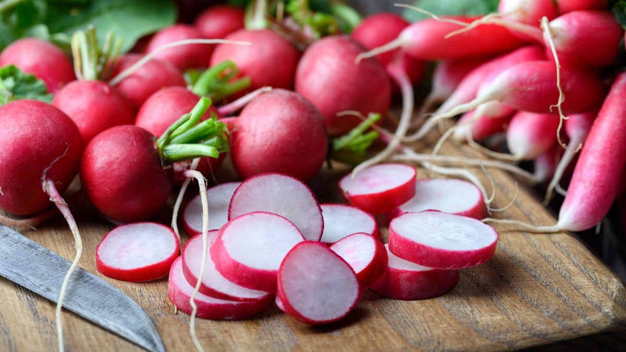 Phát hiện bất ngờ: Hàng nghìn hạt vi nhựa có thể "ẩn náu" trong loại thực phẩm này- Ảnh 1.