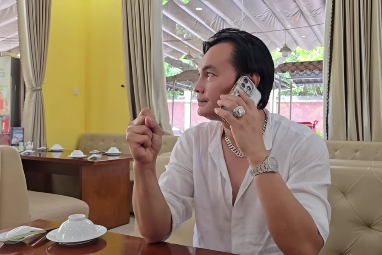 Nam NSƯT từng phải đi bưng nước cho Kim Tử Long, giờ sở hữu bất động sản từ Việt Nam sang Mỹ- Ảnh 5.