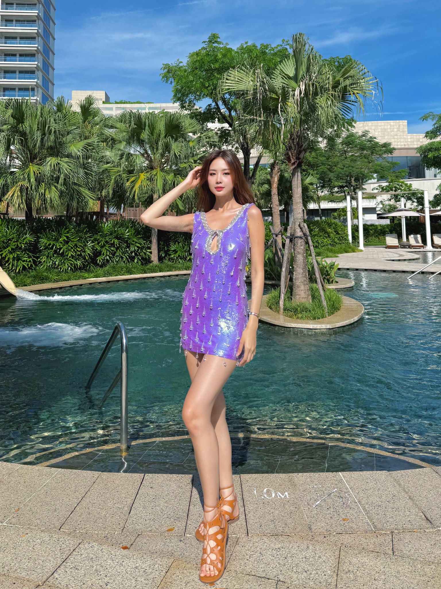 Mỹ nhân có đôi chân dài nhất Vbiz: 2 lần thi quốc tế, ai gặp cũng phải "né" gấp!- Ảnh 10. Mỹ nhân có đôi chân dài nhất Vbiz: 2 lần thi quốc tế, ai gặp cũng phải "né" gấp!- Ảnh 10.