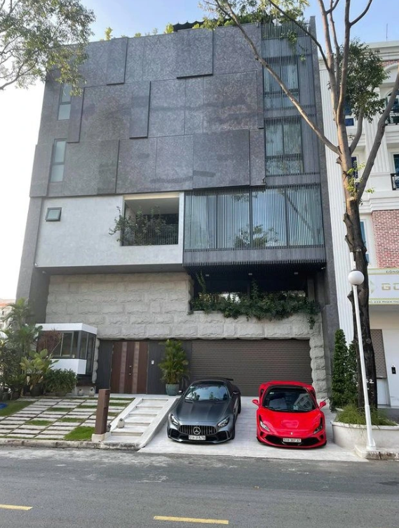 Mỹ nhân Việt bỏ showbiz làm dâu hào môn: Lấy chồng đại gia ai cũng biết mặt, có dàn siêu xe trăm tỷ- Ảnh 7.