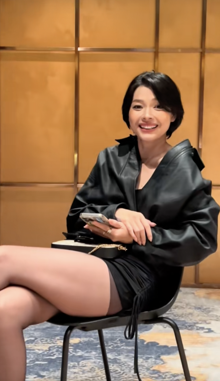 1 mỹ nhân của Tử Chiến Trên Không 