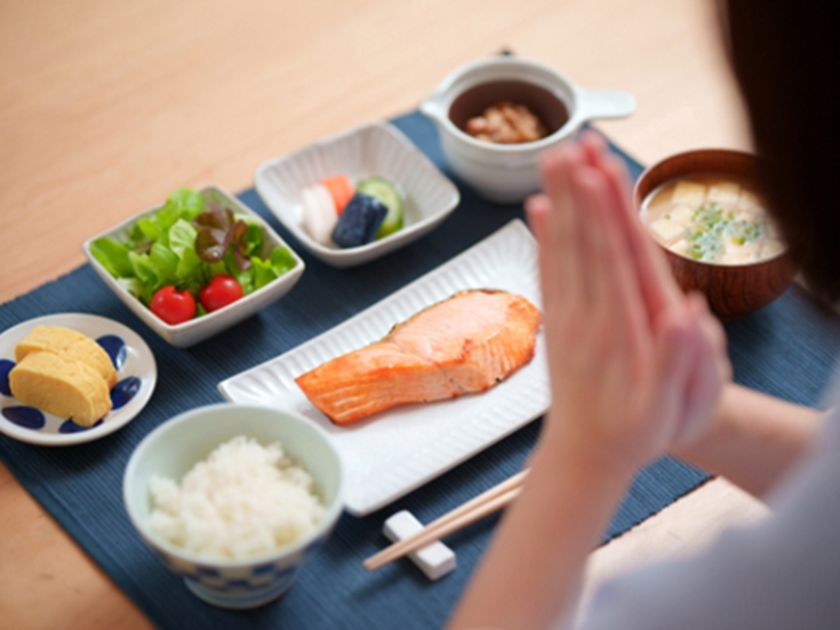 Trẻ hơn 11 tuổi so với tuổi thực, chuyên gia tiết lộ 4 bí quyết ăn uống “trẻ hóa” cơ thể- Ảnh 1.