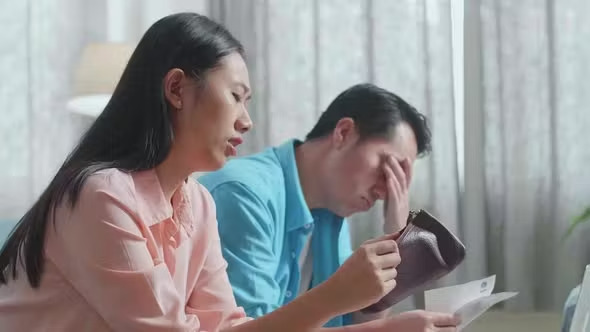 Chu cấp 20 triệu đồng/tháng cho mẹ chồng, phát hiện tài khoản trống không con dâu lập tức dừng ngay: Không ai oán trách, còn cảm ơn- Ảnh 3. Chu cấp 20 triệu đồng/tháng cho mẹ chồng, phát hiện tài khoản trống không con dâu lập tức dừng ngay: Không ai oán trách, còn cảm ơn- Ảnh 3.