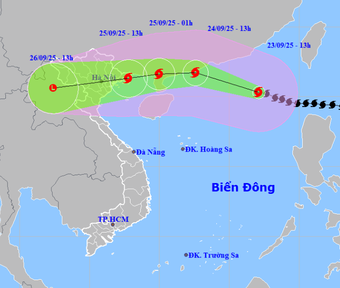 Siêu bão Ragasa mạnh nhất 2025 sắp đổ bộ đất liền: Người lao động khu vực ảnh hưởng có được nghỉ làm không?- Ảnh 1.