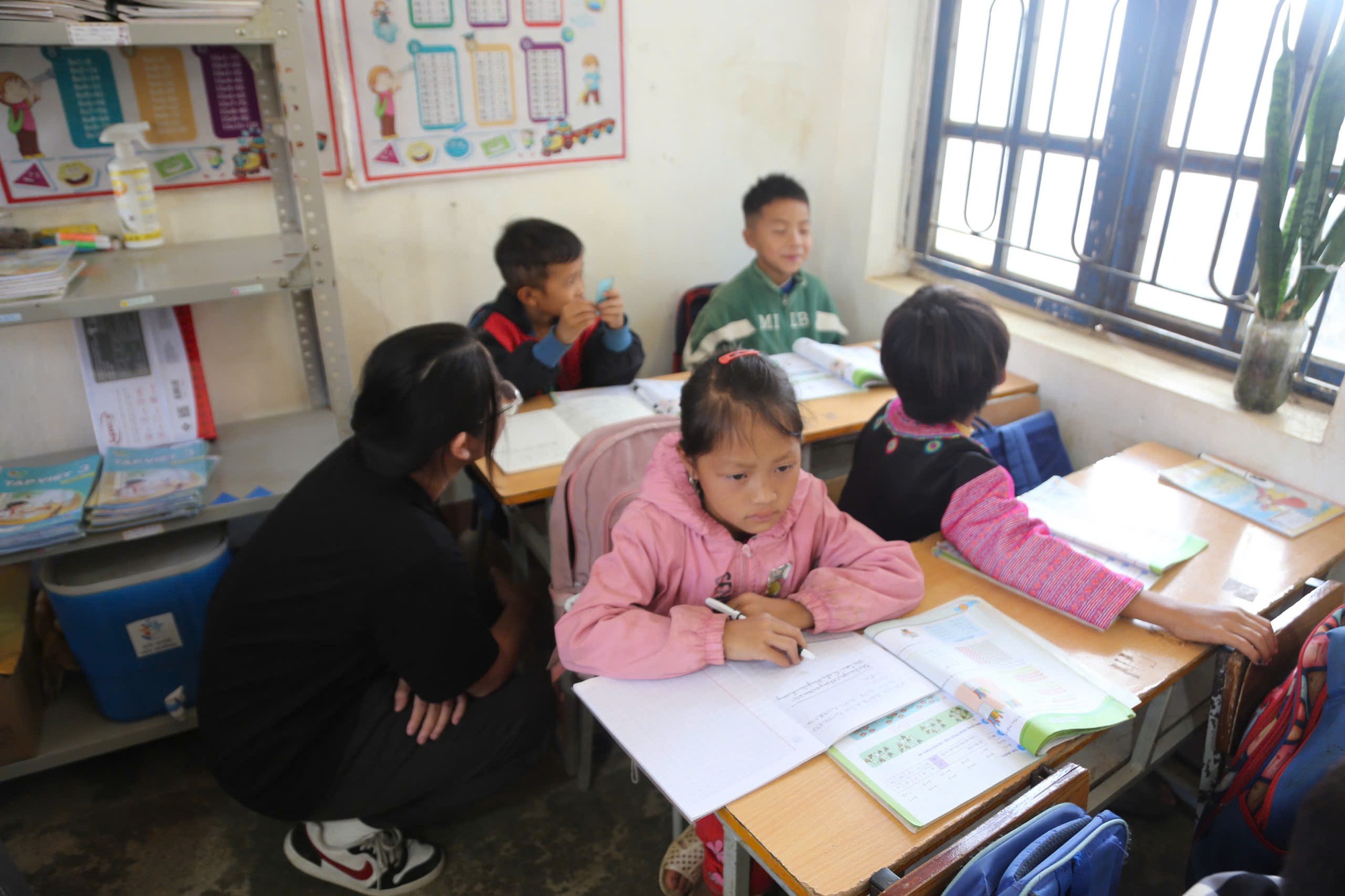 Nữ sinh Việt chinh phục học bổng từ 10 trường đại học danh tiếng: “Nếu được chọn lại, em sẽ xoá 1 CHỮ ra khỏi từ điển của mình”- Ảnh 4. Nữ sinh Việt chinh phục học bổng từ 10 trường đại học danh tiếng: “Nếu được chọn lại, em sẽ xoá 1 CHỮ ra khỏi từ điển của mình”- Ảnh 4.