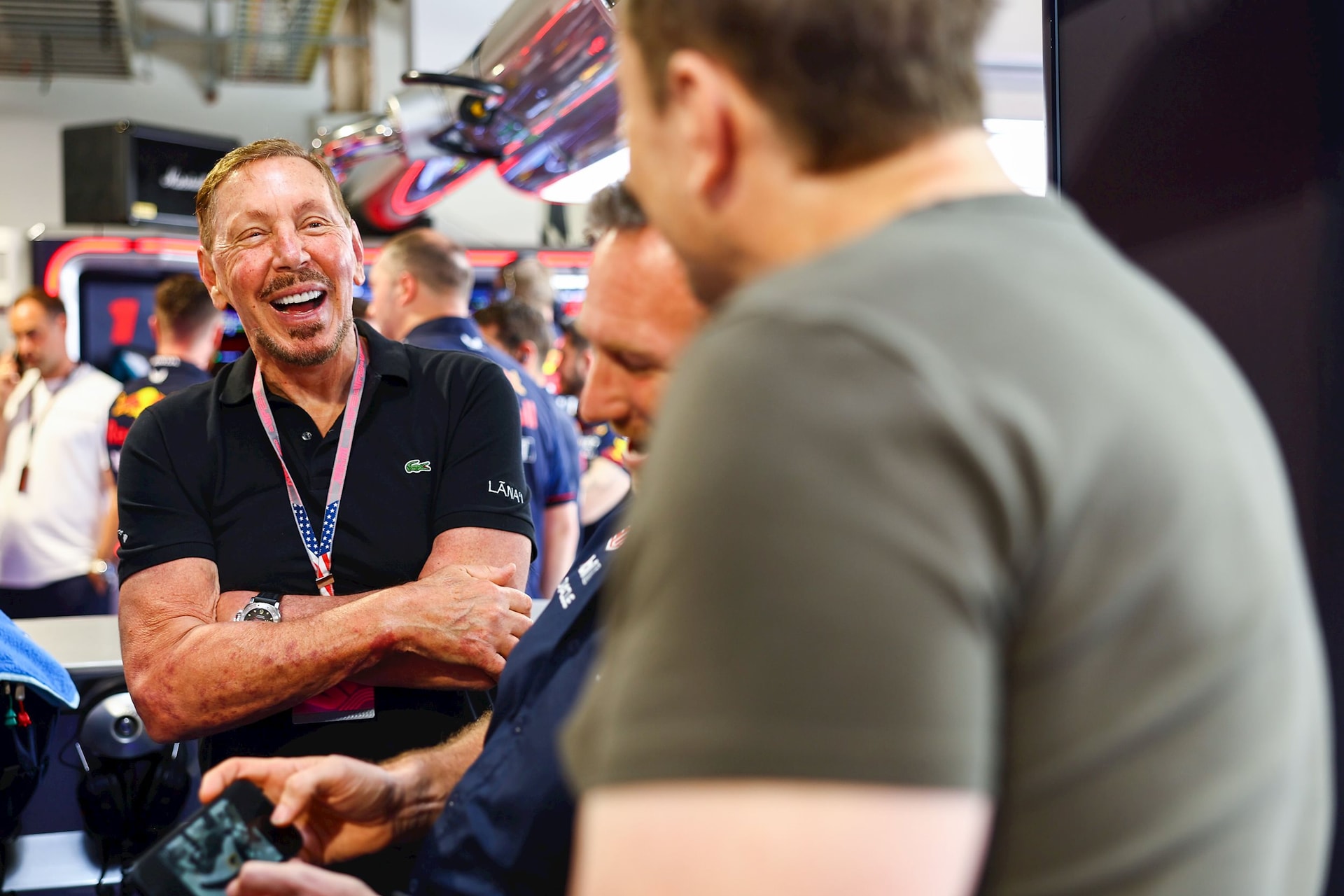 Larry Ellison bị 'quê': Gọi AI là 'thứ nhảm nhí' chỉ để làm màu để rồi vượt mặt Elon Musk thành người giàu nhất thế giới nhờ chính công nghệ này- Ảnh 5.