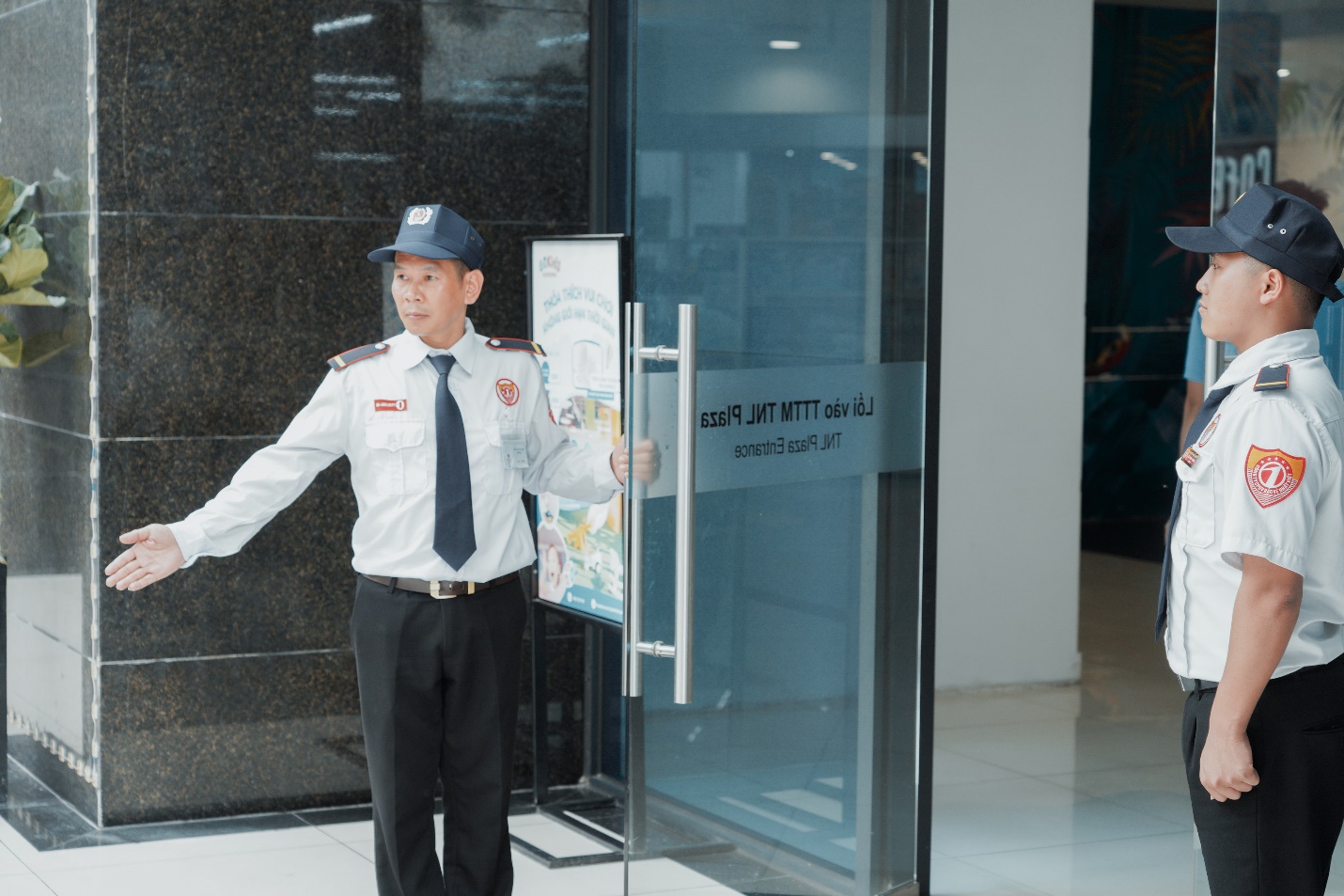 “Điểm chạm” giúp các tòa nhà văn phòng, trung tâm thương mại hút khách thuê- Ảnh 1.