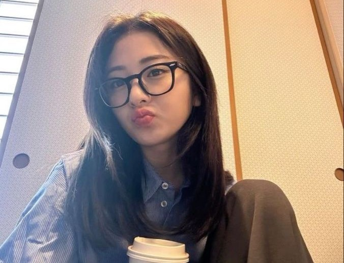 photo-1758614335021