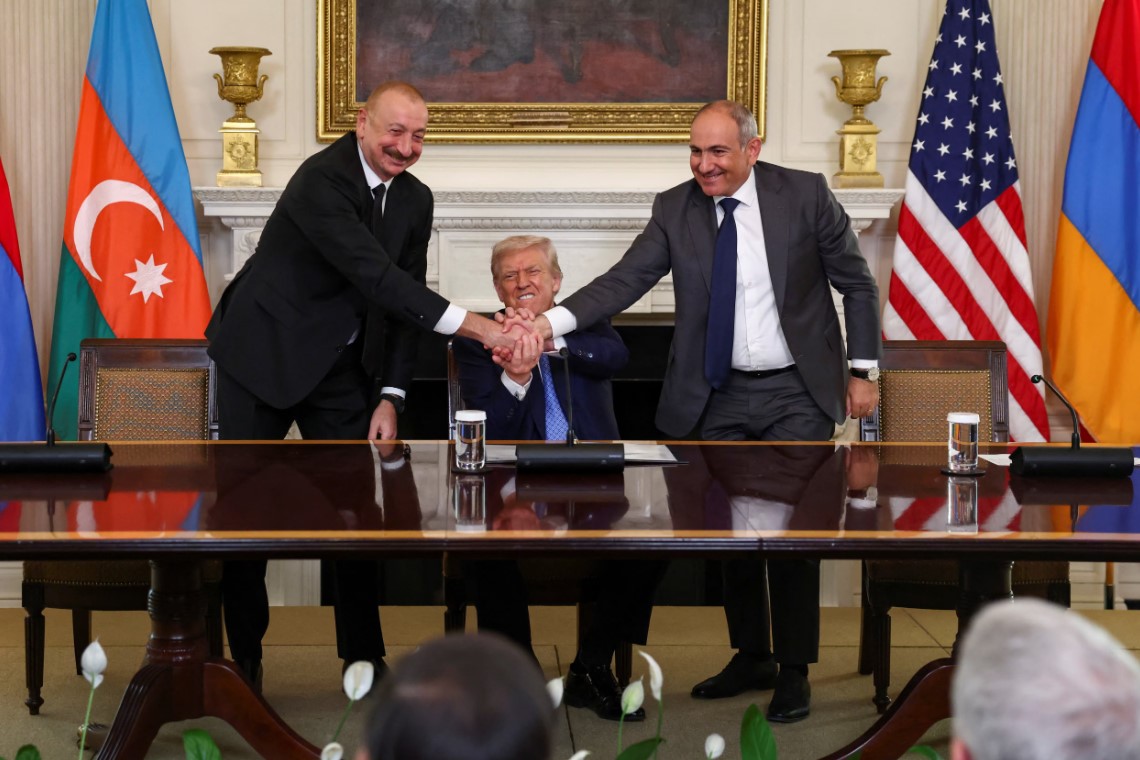Nỗ lực giành giải Nobel của ông Trump: Tuyên bố giải quyết cuộc chiến giữa Campuchia và quốc gia cách đó 6.700 km- Ảnh 2.