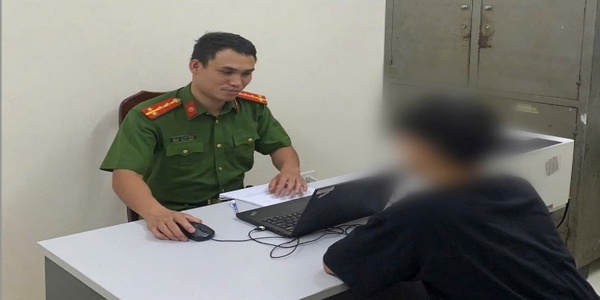 Công an Hà Nội cảnh báo nghe điện thoại có nội dung này, hãy tắt máy ngay lập tức- Ảnh 1.
