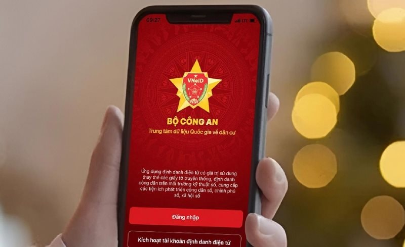 Công an phát thông báo về hộ chiếu trên VNeID, người dân cập nhật ngay kẻo mất quyền lợi- Ảnh 1. Công an phát thông báo về hộ chiếu trên VNeID, người dân cập nhật ngay kẻo mất quyền lợi- Ảnh 1.