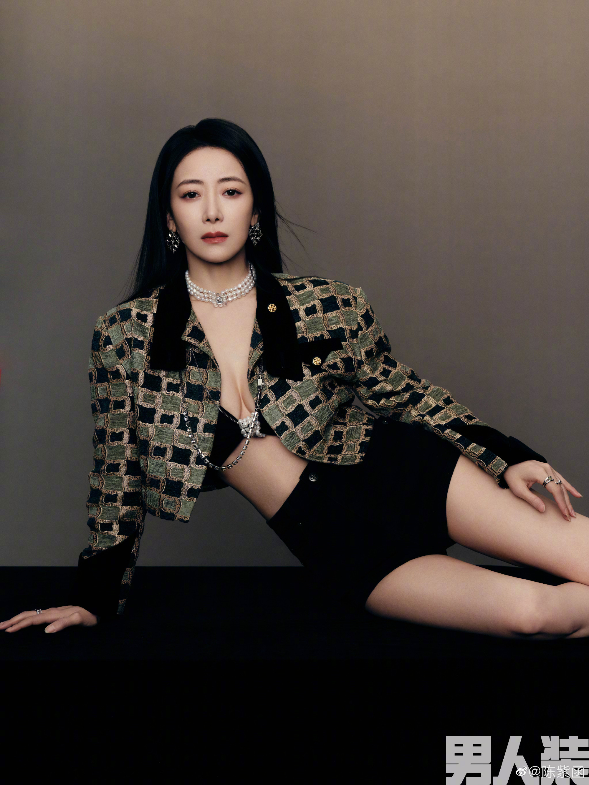 Mỹ nhân showbiz 50 tuổi, body nóng bỏng bị chồng "phi công" đòi ly dị vì không thể sinh con- Ảnh 8.