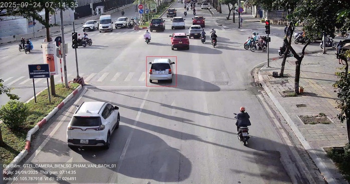 Chỉ nửa ngày thí điểm, camera AI phát hiện 1.452 xe vượt đèn đỏ trên một tuyến phố- Ảnh 1.