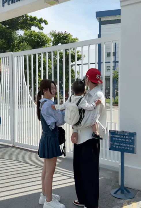 Học phí ngót nghét cả nửa tỷ/năm tại trường quốc tế cũng không ngăn được màn đi học muộn để đời của Alpha kid Nami nhà 