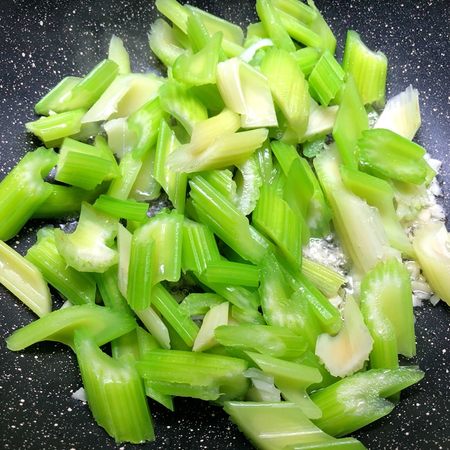 3 loại thực phẩm này rất bổ phổi: Luân phiên nấu 3 món ăn để dưỡng phổi, làm dịu cổ họng, tránh ho mùa thu- Ảnh 11.