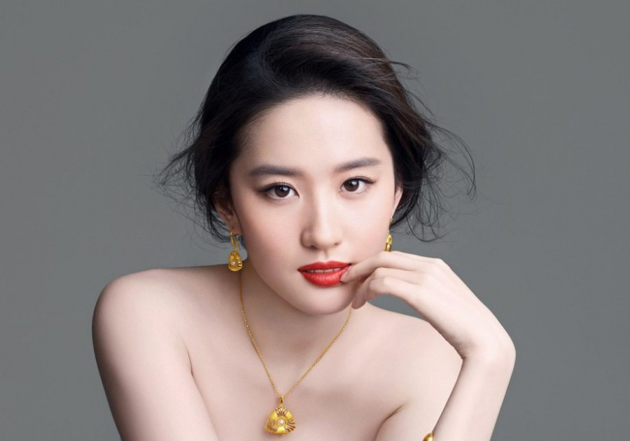 5 mỹ nhân có gương mặt đẹp nhất Trung Quốc: Địch Lệ Nhiệt Ba lại thua Dương Mịch, hạng 1 không ai dám cãi- Ảnh 9. 5 mỹ nhân có gương mặt đẹp nhất Trung Quốc: Địch Lệ Nhiệt Ba lại thua Dương Mịch, hạng 1 không ai dám cãi- Ảnh 9.