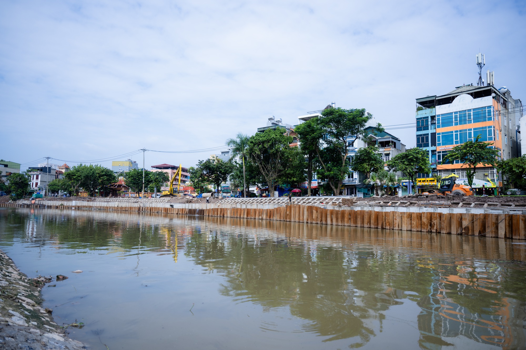 Cận cảnh đập dâng đầu tiên mang nguồn nước bổ cập mới cho sông Tô Lịch "hồi sinh"- Ảnh 16.
