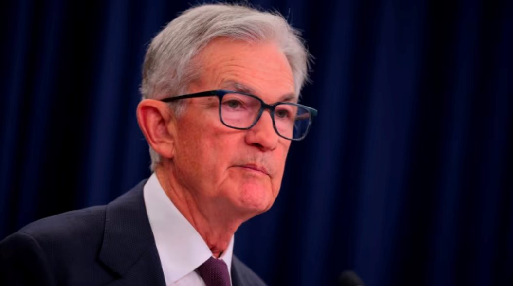 Chủ tịch Fed Jerome Powell thừa nhận: Chính sách tiền tệ đang 'hơi thắt chặt', có thể sẽ tiếp tục cắt giảm lãi suất trong thời gian tới- Ảnh 1.