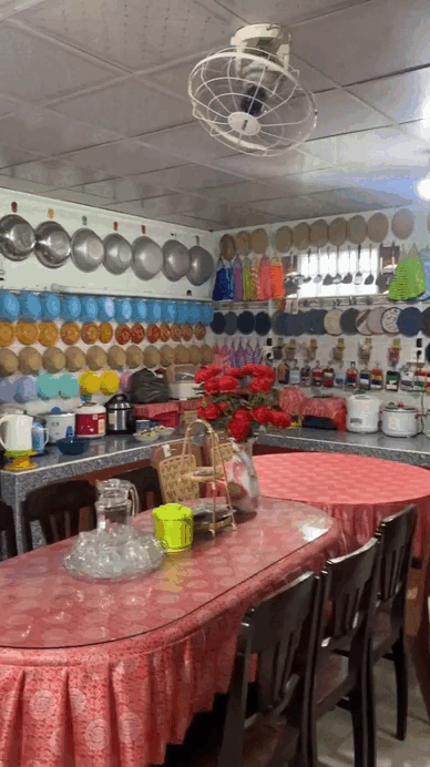 Căn bếp miền Tây khiến cả nước choáng váng: Nồi niêu xoong chảo thẳng hàng như duyệt binh, chắc gia chủ Căn bếp miền Tây khiến cả nước choáng váng: Nồi niêu xoong chảo thẳng hàng như duyệt binh, chắc gia chủ