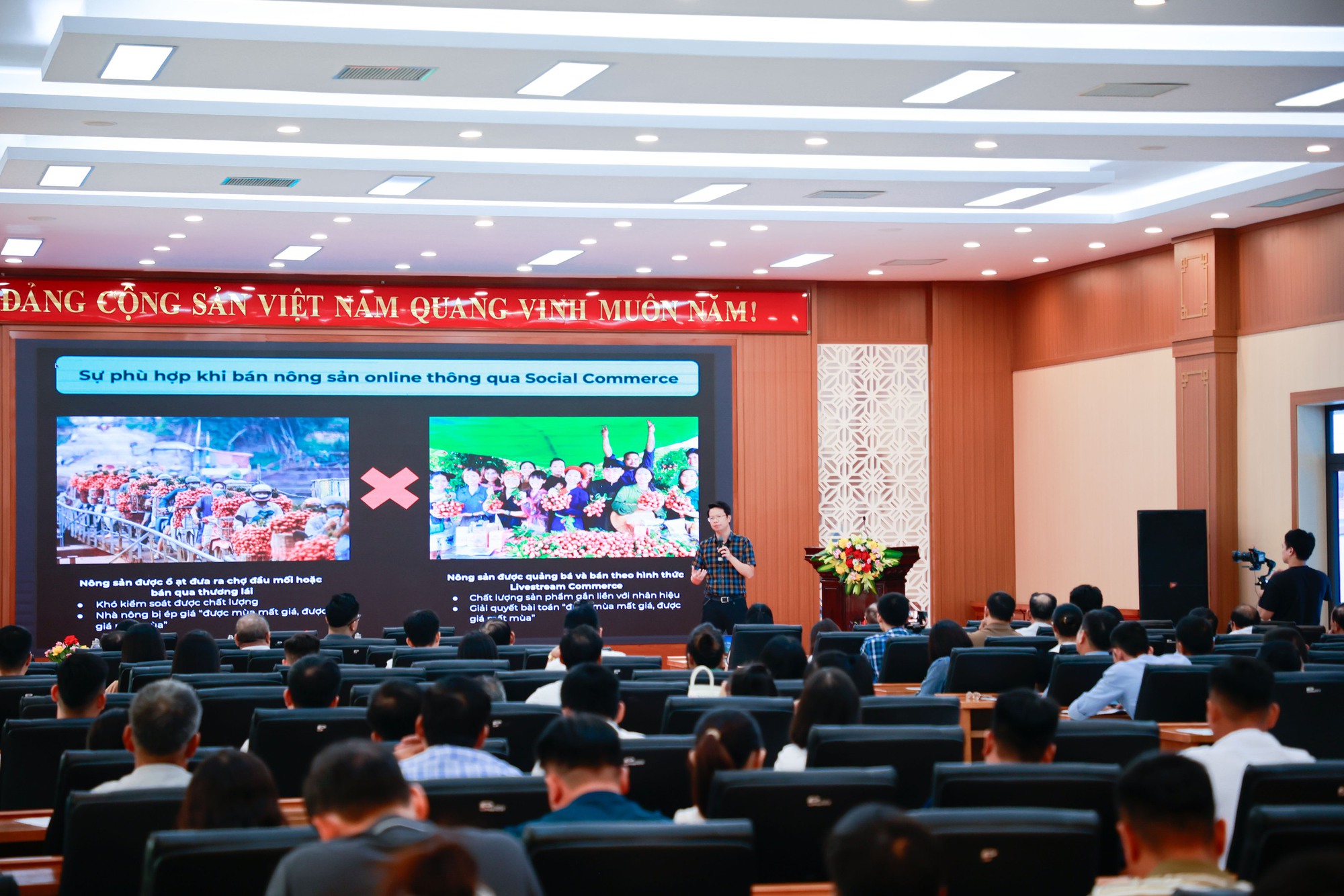 Đại diện TikTok Việt Nam: Một nhà bán hàng Phú Thọ thu về 200 triệu đồng từ một phiên livestream sản phẩm OCOP- Ảnh 2.