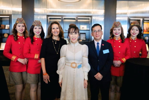 Tiến sĩ Nguyễn Thị Phương Thảo đến sàn chứng khoán NYSE rung chuông: Chúng tôi sẽ sớm bay đến Mỹ- Ảnh 5.