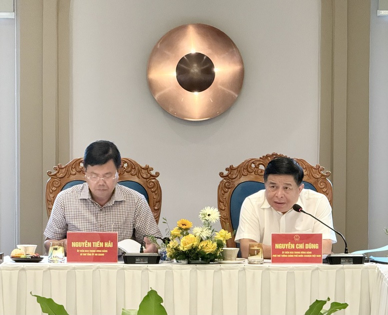 Dù các dự án phục vụ APEC chuyển biến tích cực, song Phó Thủ tướng thẳng thắn chỉ ra một vấn đề cấp bách cần phải được giải quyết- Ảnh 1.