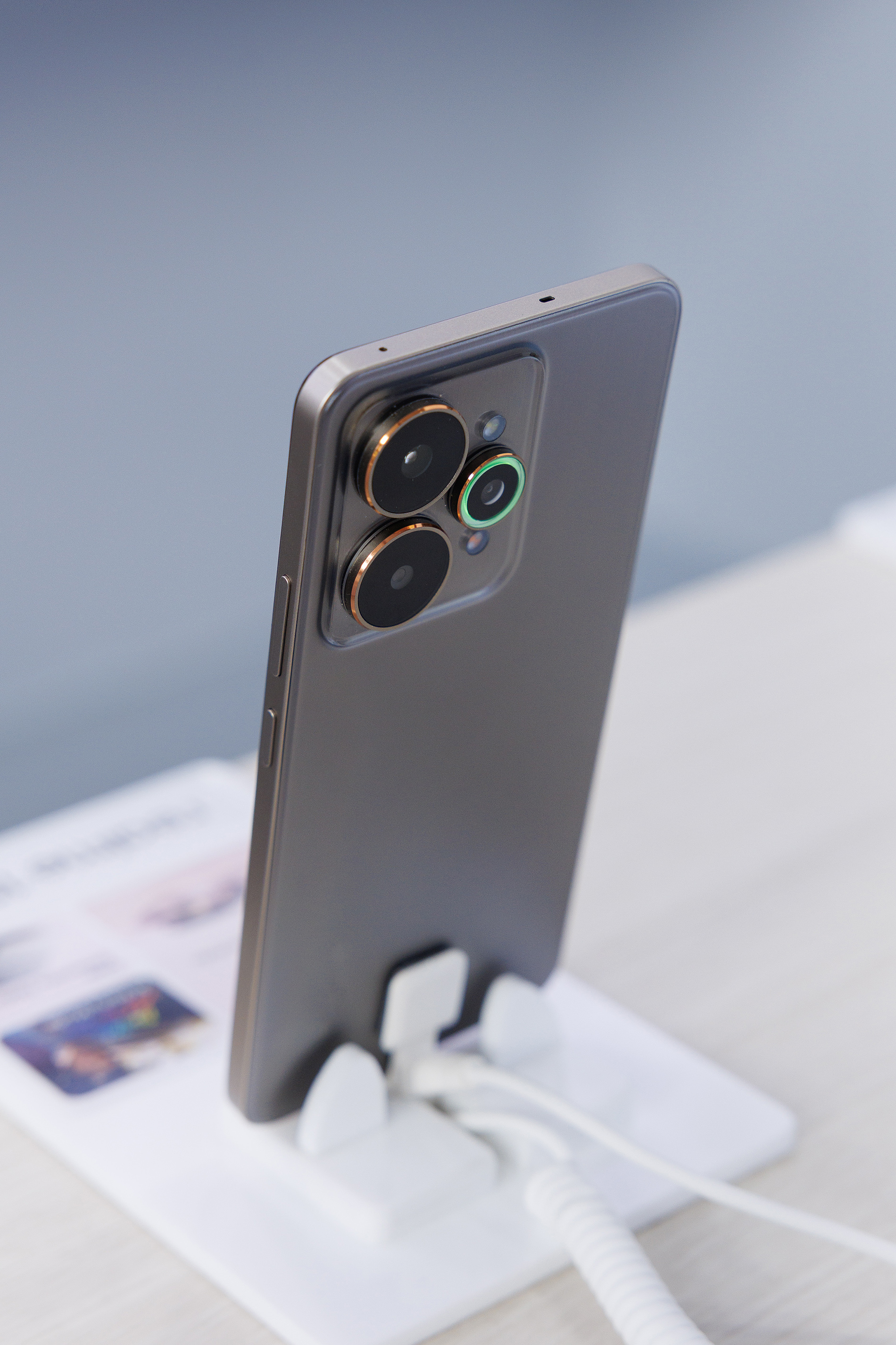 realme tung bộ 3 smartphone 15 series tại Việt Nam với hàng loạt tính năng AI, giá từ 9 triệu đồng- Ảnh 3.