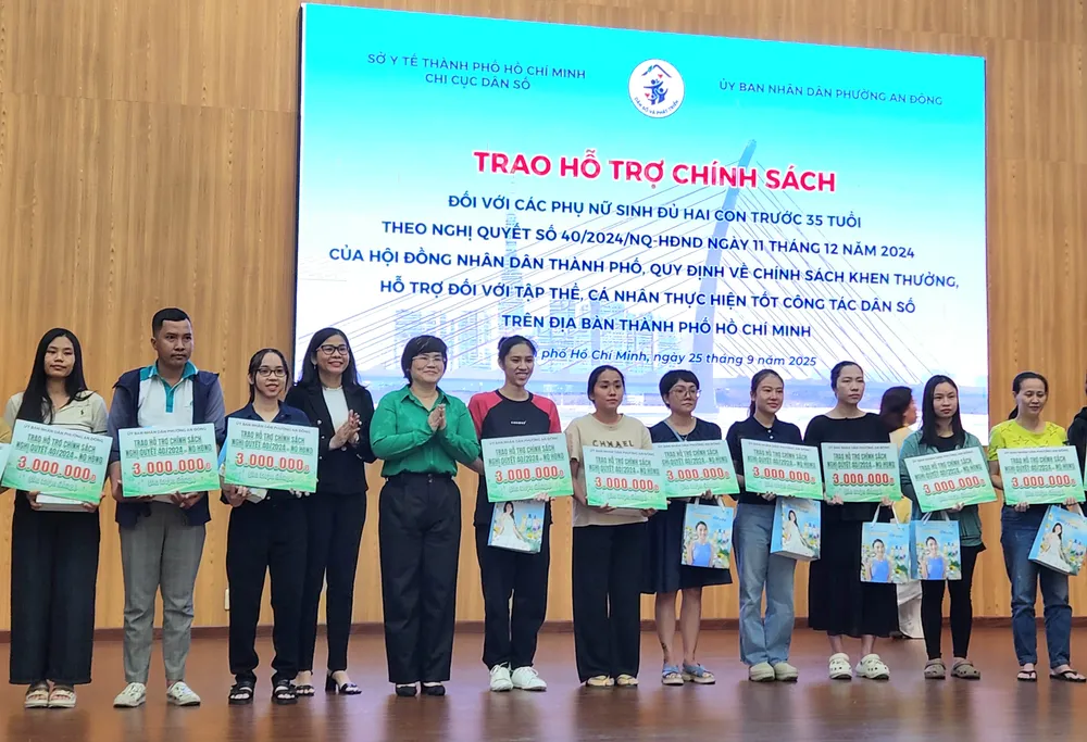 Hơn 17.000 phụ nữ TPHCM được nhận hỗ trợ vì sinh đủ 2 con trước 35 tuổi- Ảnh 2.