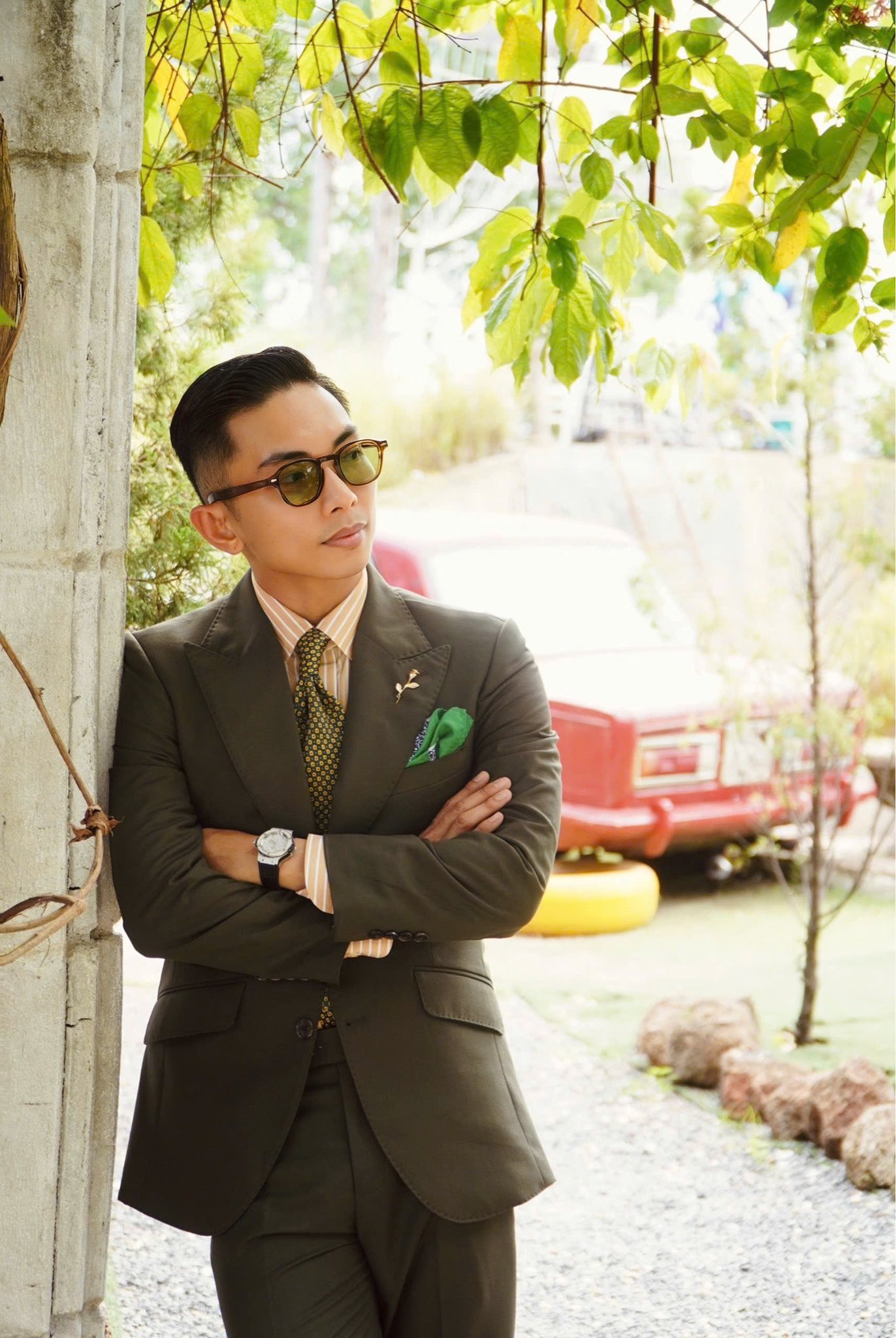 Ngoại hình nam nghệ sĩ là học trò kiêm chồng kém 11 tuổi của nữ Viện trưởng, sở hữu nhà 800m2 tại Bình Thạnh- Ảnh 11.