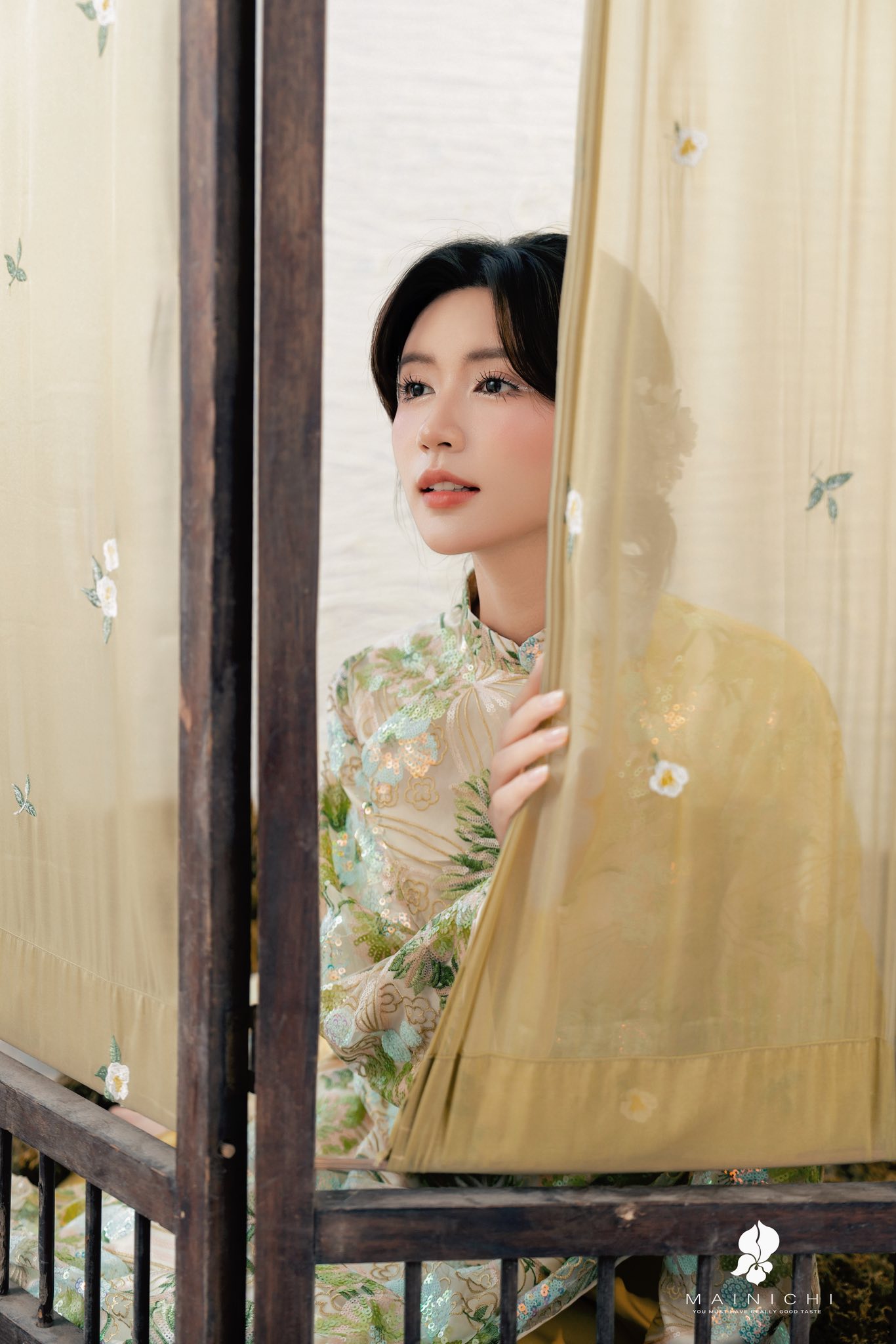 Đã con mắt trước visual của tiểu thư tài phiệt đẹp ná thở, nhìn tủ đồ thôi mà chị em phát hờn lên được- Ảnh 8.