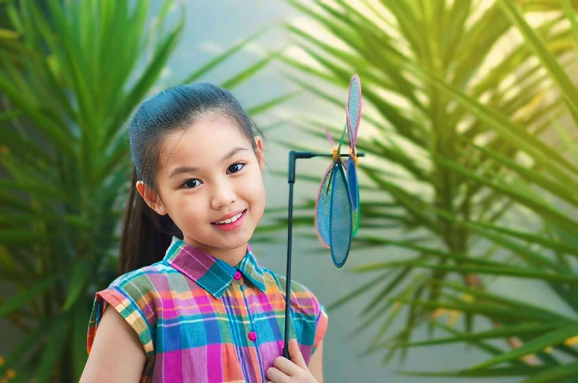 Liệu trẻ em ăn mặc đẹp có may mắn hơn không? Đừng để 