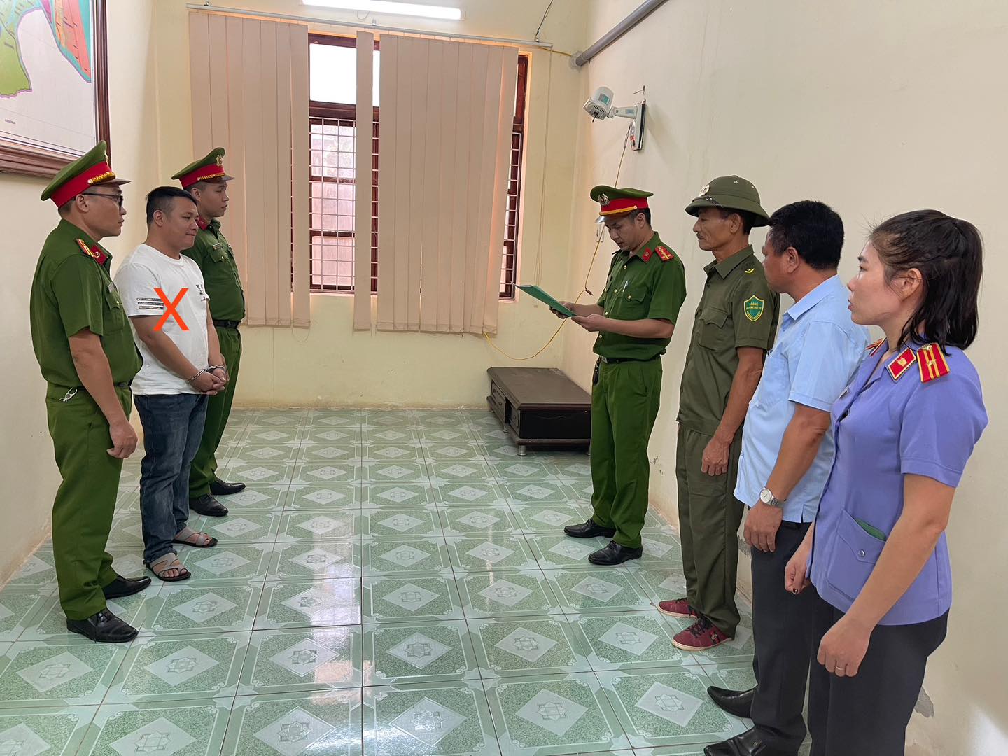Khởi tố, bắt giam Lê Hoài Nam sau vụ ẩu đả ở "Bình Dân Quán 56"- Ảnh 1.