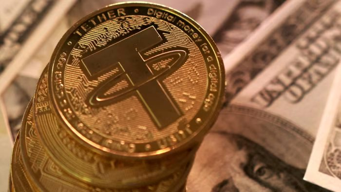 Chủ tịch Tether sắp vượt Warren Buffett thành người giàu thứ 5 thế giới với 224 tỷ USD tài sản, tạo nên đế chế tiền số sánh ngang OpenAI- Ảnh 2.