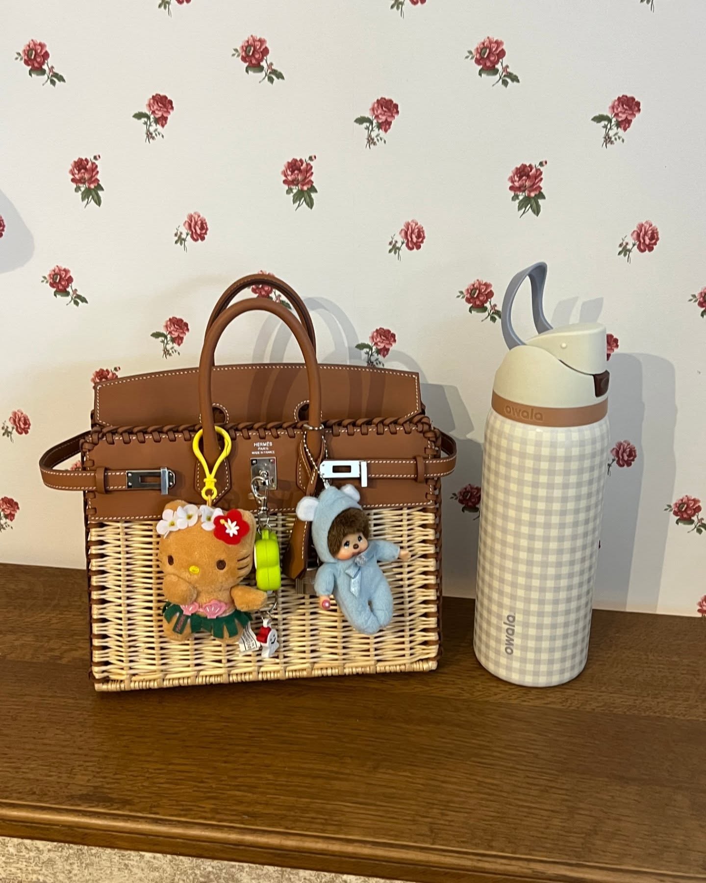 Phú bà khoe túi: Vợ đại gia Thái Lan không quan tâm túi hiệu gì, nhưng charm nhất định phải gắn- Ảnh 8.