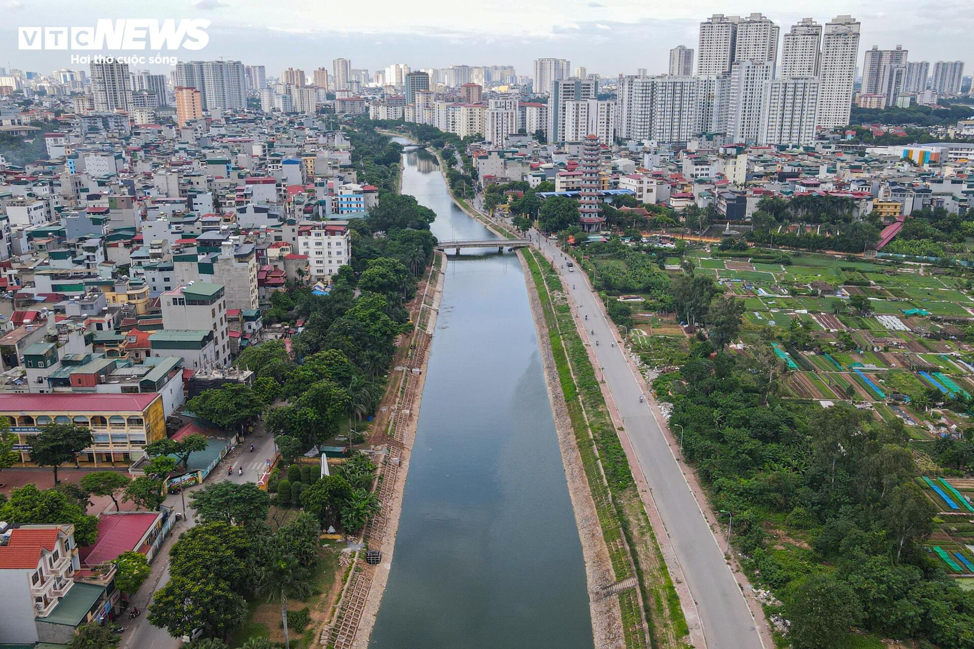 Đập dâng đầu tiên hoạt động, mang dòng nước xanh ‘hồi sinh’ sông Tô Lịch- Ảnh 10.