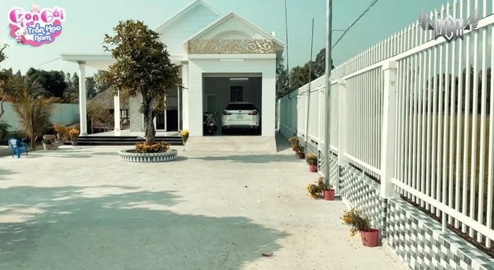 “Quý tử miền Tây” cực đắt show được gọi là “thế thân Đan Trường”, sở hữu biệt thự xe sang hàng tỷ đồng- Ảnh 8.