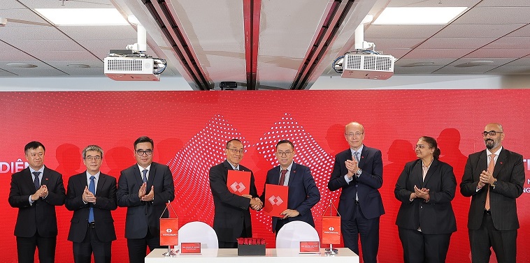 Chính thức ra mắt công ty Bảo hiểm Nhân thọ của Techcombank, tiếp tục chiến lược khác biệt toàn diện- Ảnh 3.