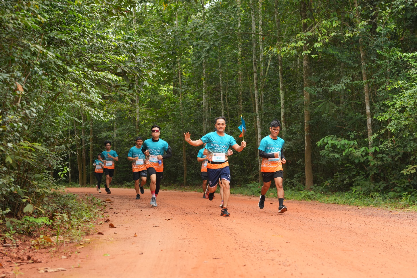 “Bước chân Di sản”: Giải chạy cộng đồng gây quỹ bảo tồn làng nghề Việt- Ảnh 2. “Bước chân Di sản”: Giải chạy cộng đồng gây quỹ bảo tồn làng nghề Việt- Ảnh 2.