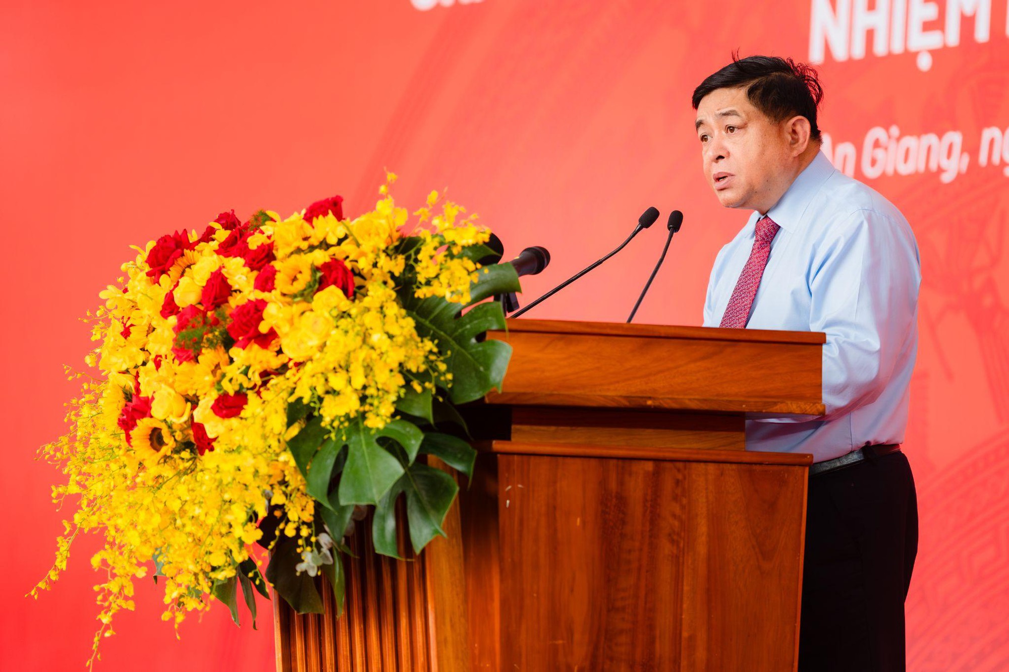 An Giang khởi công 10 dự án trọng điểm phục vụ APEC 2027- Ảnh 1.