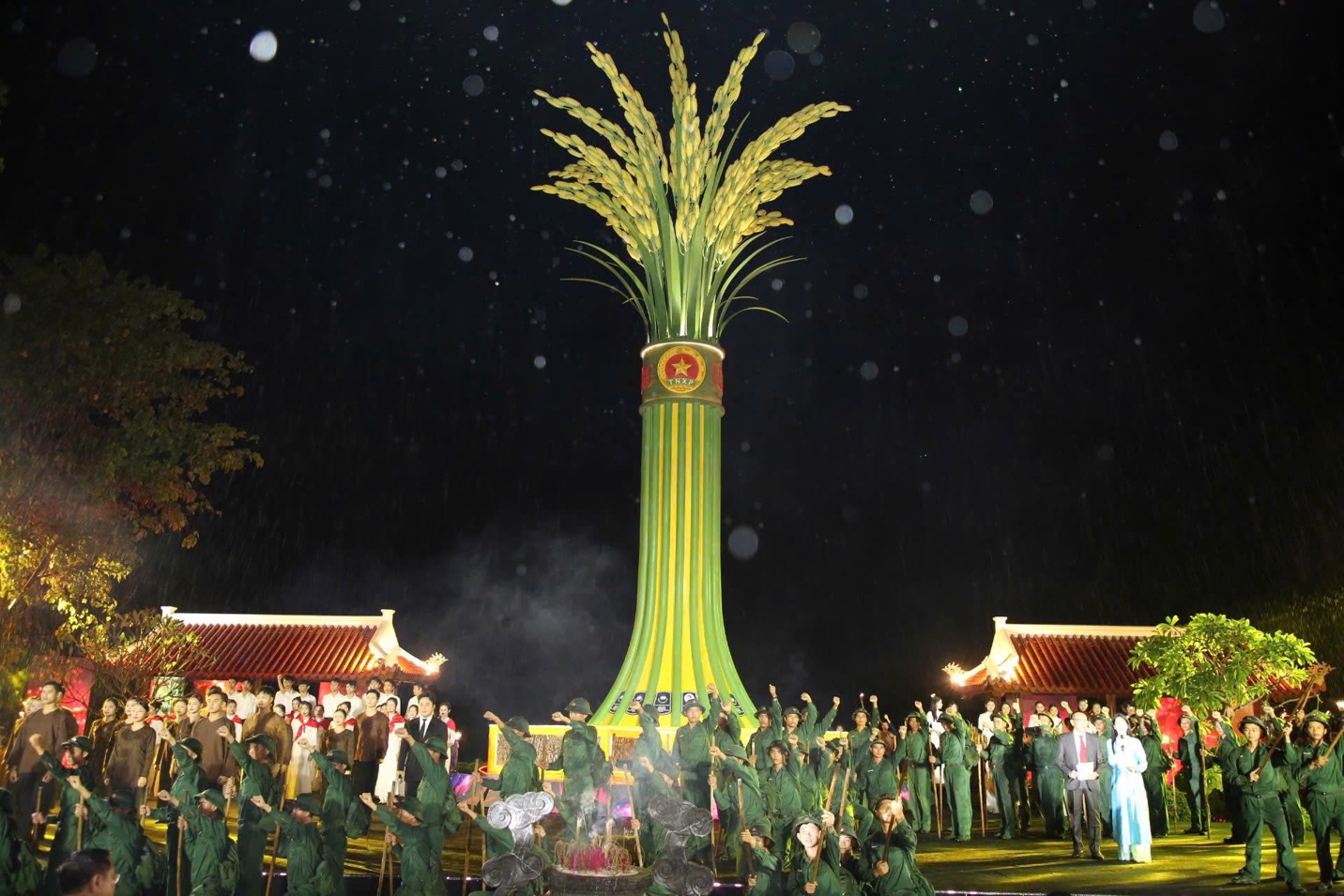 Những huyền thoại bất tử bên dòng sông xanh Long Đại- Ảnh 6.