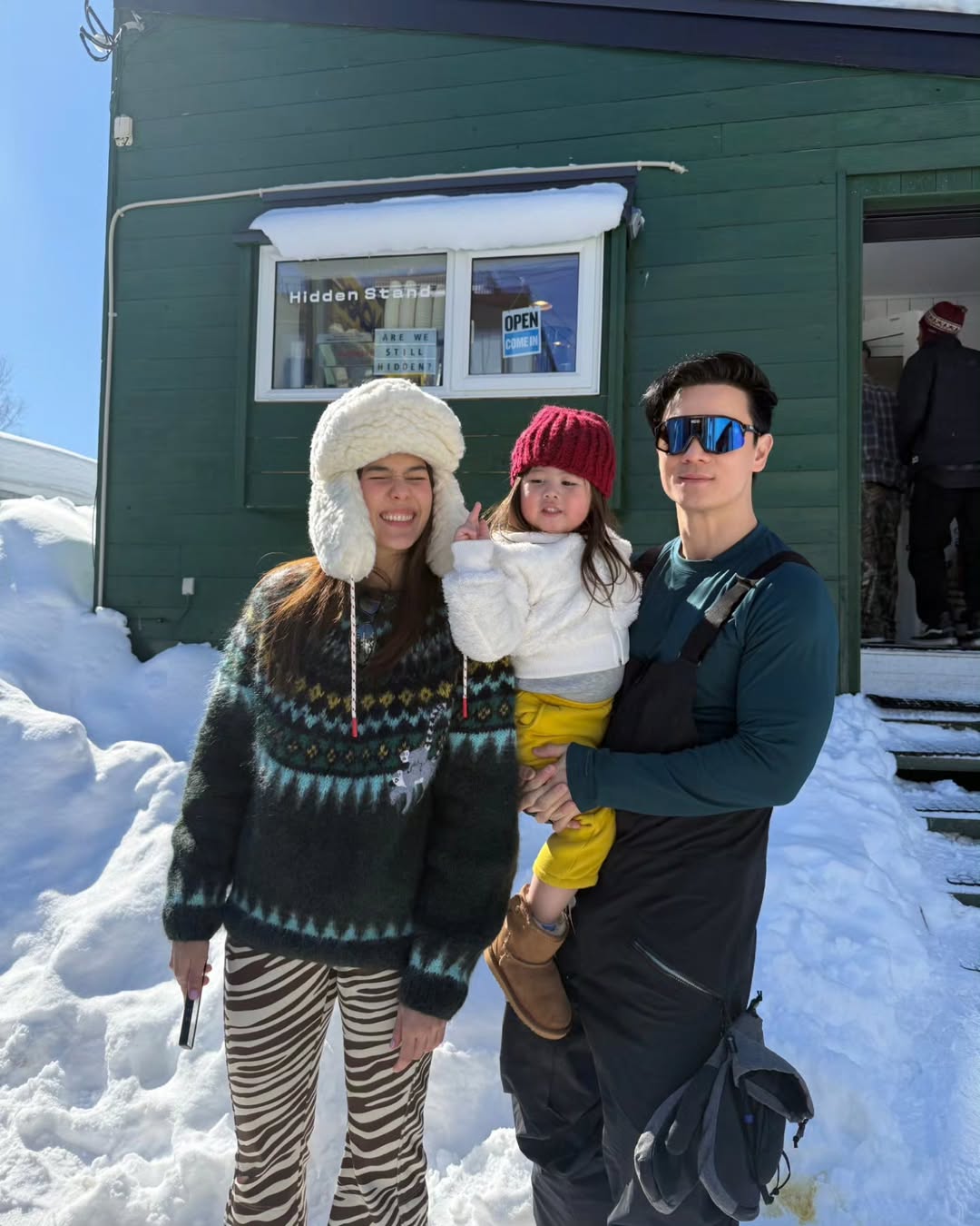 Phú bà khoe túi: Vợ đại gia Thái Lan không quan tâm túi hiệu gì, nhưng charm nhất định phải gắn- Ảnh 21.