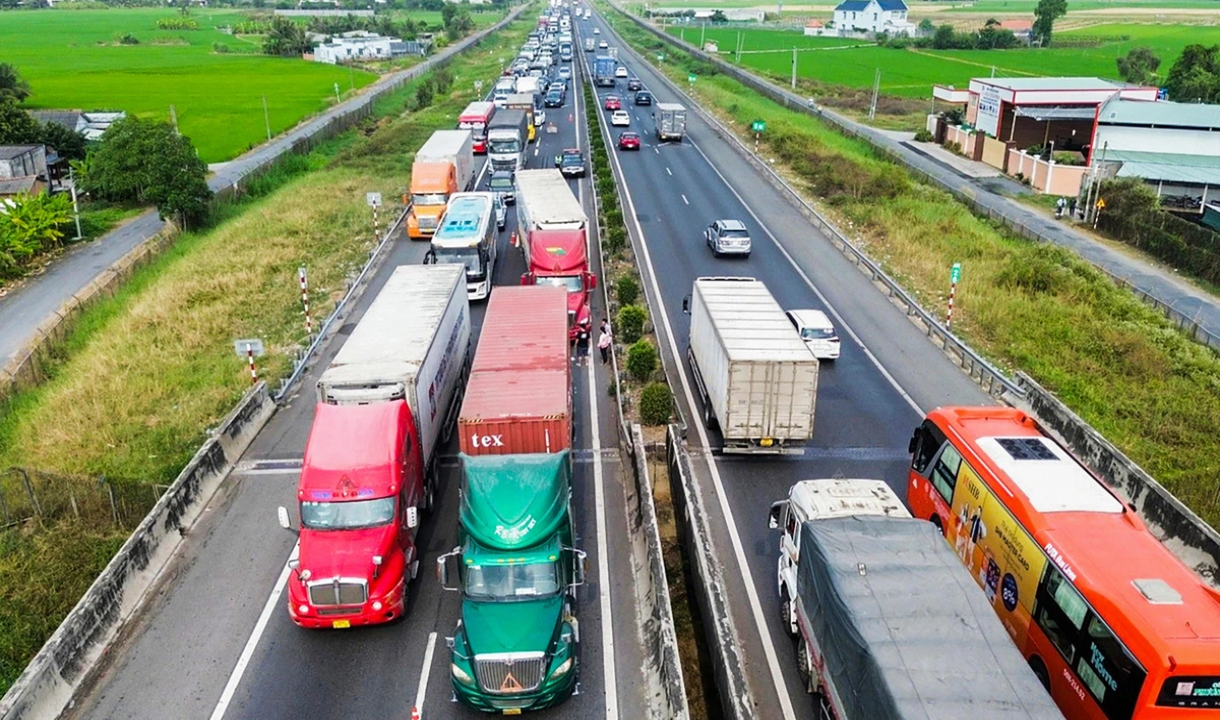 Chuyện gì đang xảy ra với 'trùm' đất Thủ Thiêm?- Ảnh 2.