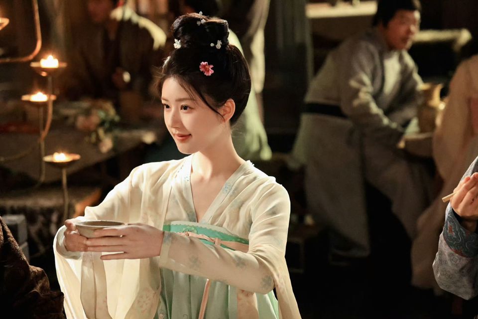 10 mỹ nhân thời Đường đẹp nhất Trung Quốc: Lưu Diệc Phi xếp sau Dương Tử, hạng 1 đúng chuẩn quốc sắc thiên hương- Ảnh 13. 10 mỹ nhân thời Đường đẹp nhất Trung Quốc: Lưu Diệc Phi xếp sau Dương Tử, hạng 1 đúng chuẩn quốc sắc thiên hương- Ảnh 13.