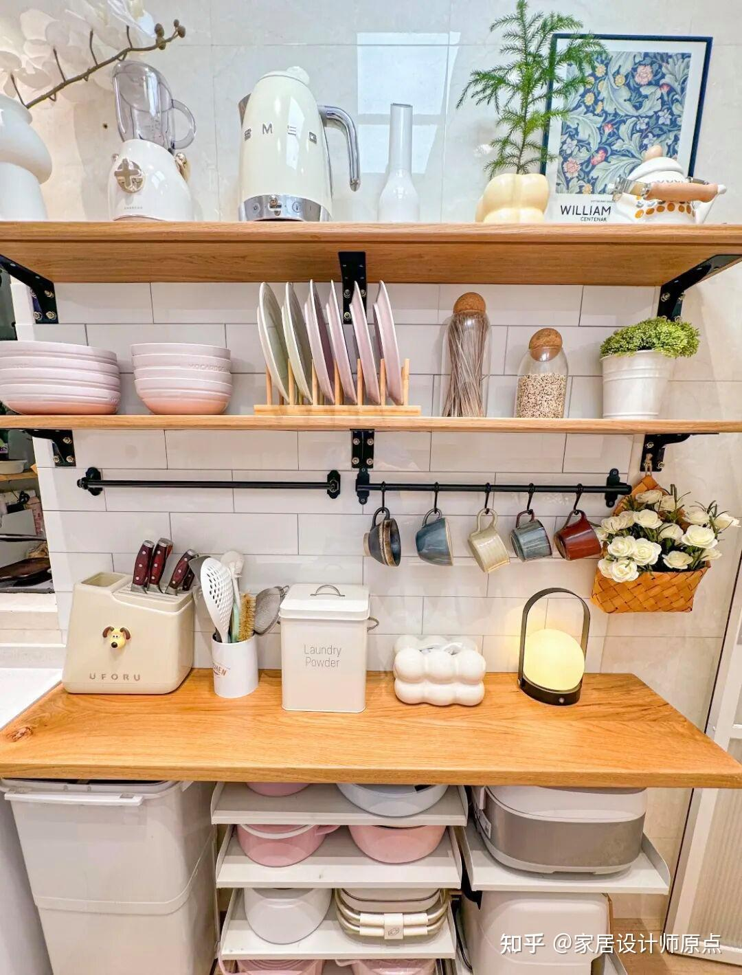 Căn bếp 3m² khiến dân mạng trầm trồ: Chật đến mức khó nhấc chân, nhưng gọn gàng và “cao cấp” bất ngờ- Ảnh 1.